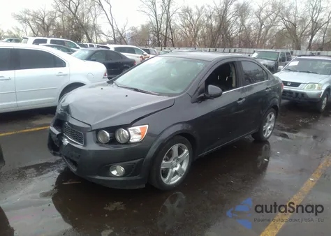 2013 Chevrolet Sonic Ltz Auto z USA, uszkodzony, nr VIN 1G1JE5SB2D4132315